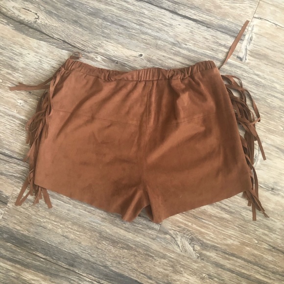 GB Fringed Shorts Juniors - Picture 3 of 3